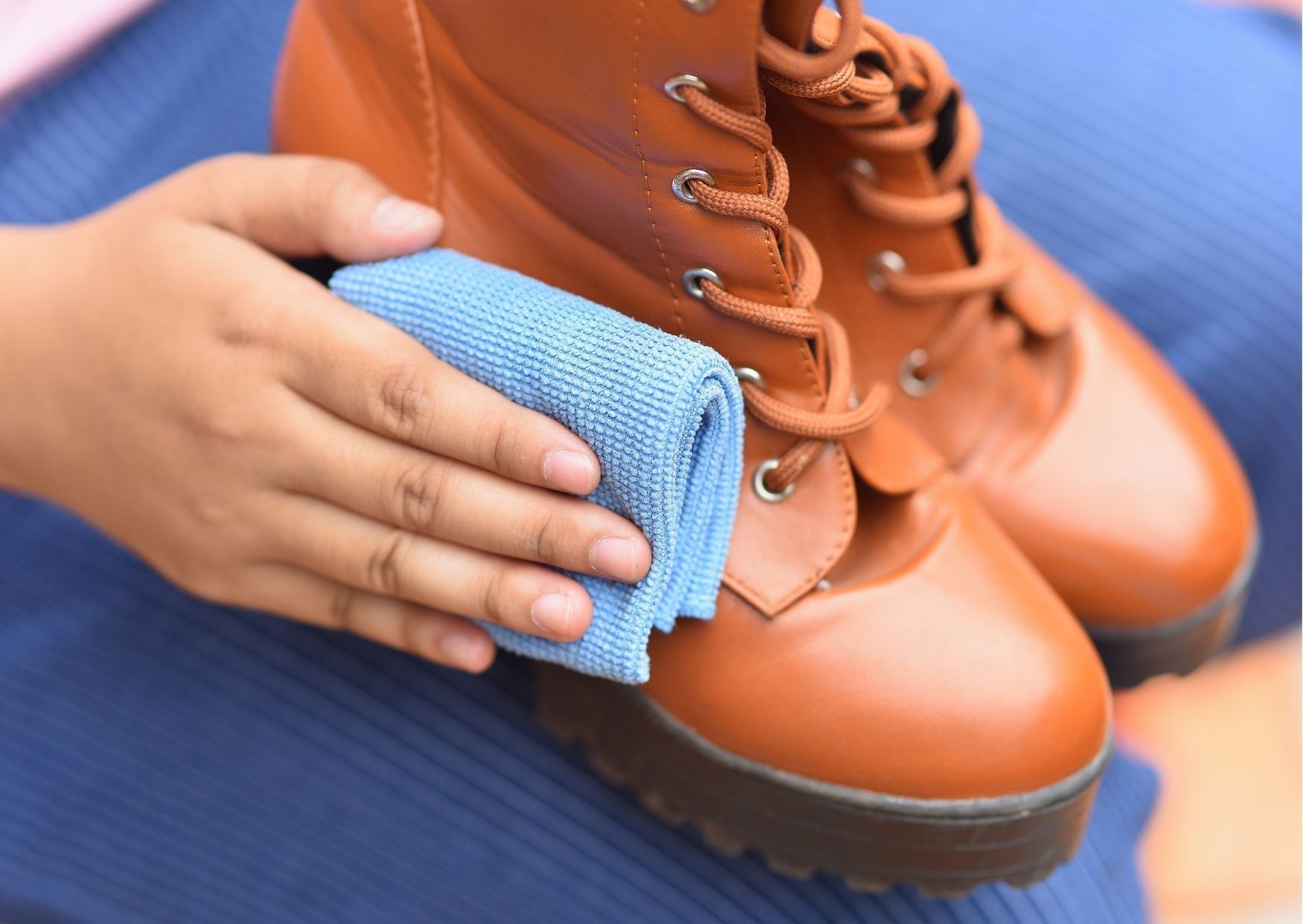 Come rendere morbida la pelle delle scarpe?