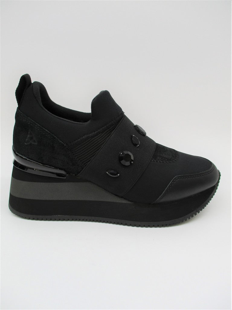 Sneaker in pelle donna APEPAZZA HELLEN nero