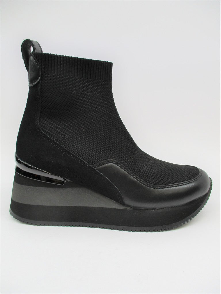 Sneaker pelle donna APEPAZZA HANNA nera