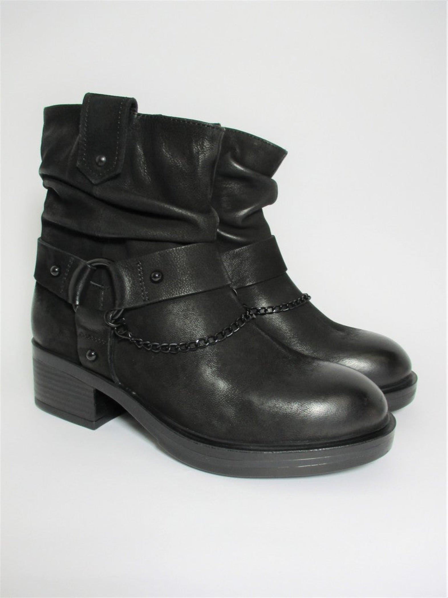 Tronchetto pelle donna APEPAZZA BENTLEY nero