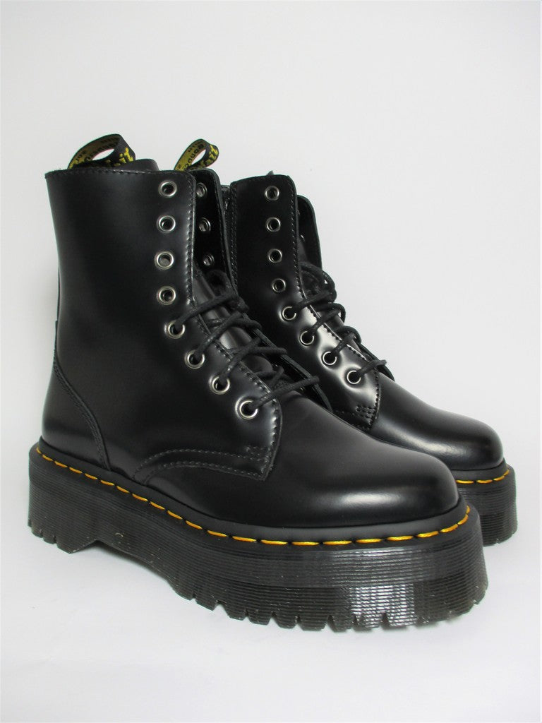 Anfibio Dr. MARTENS platform Jadon nero