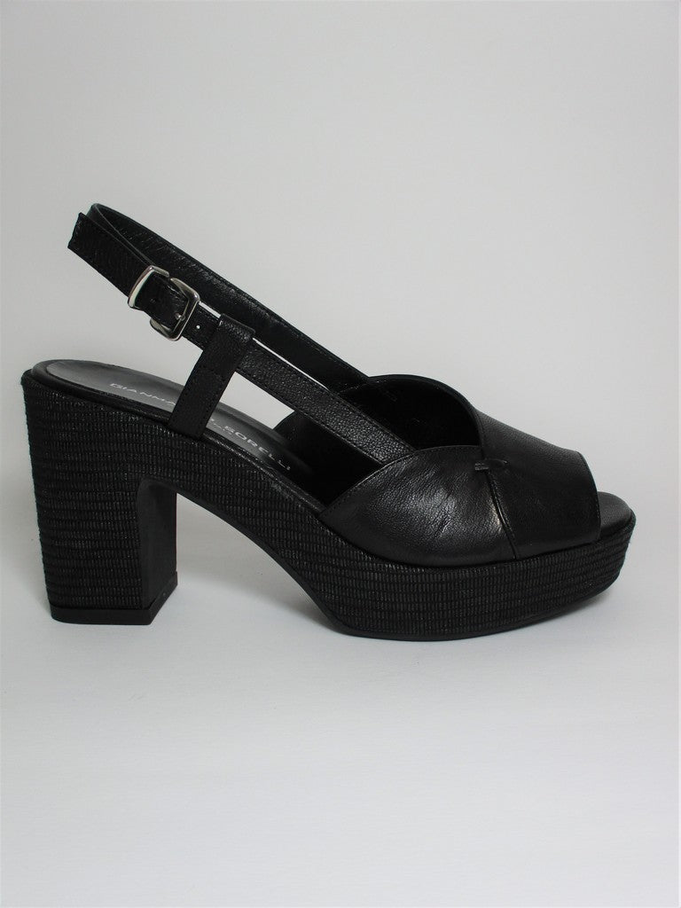 Sandalo pelle donna GIANMARCO SORELLI 2011 nero