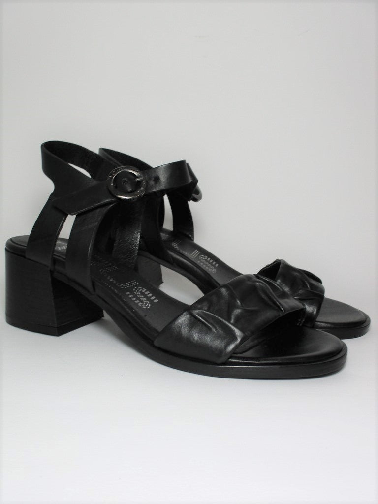 Sandalo pelle donna MJUS P09002 nero