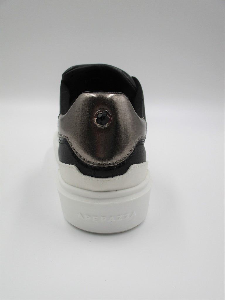 Sneaker Slip On donna APEPAZZA PARIS nera
