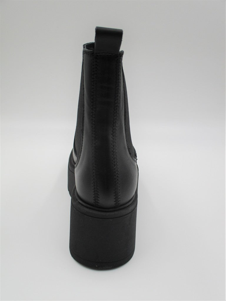 Odette 2302 Ankle boot Wedge leather woman JANET & JANET black