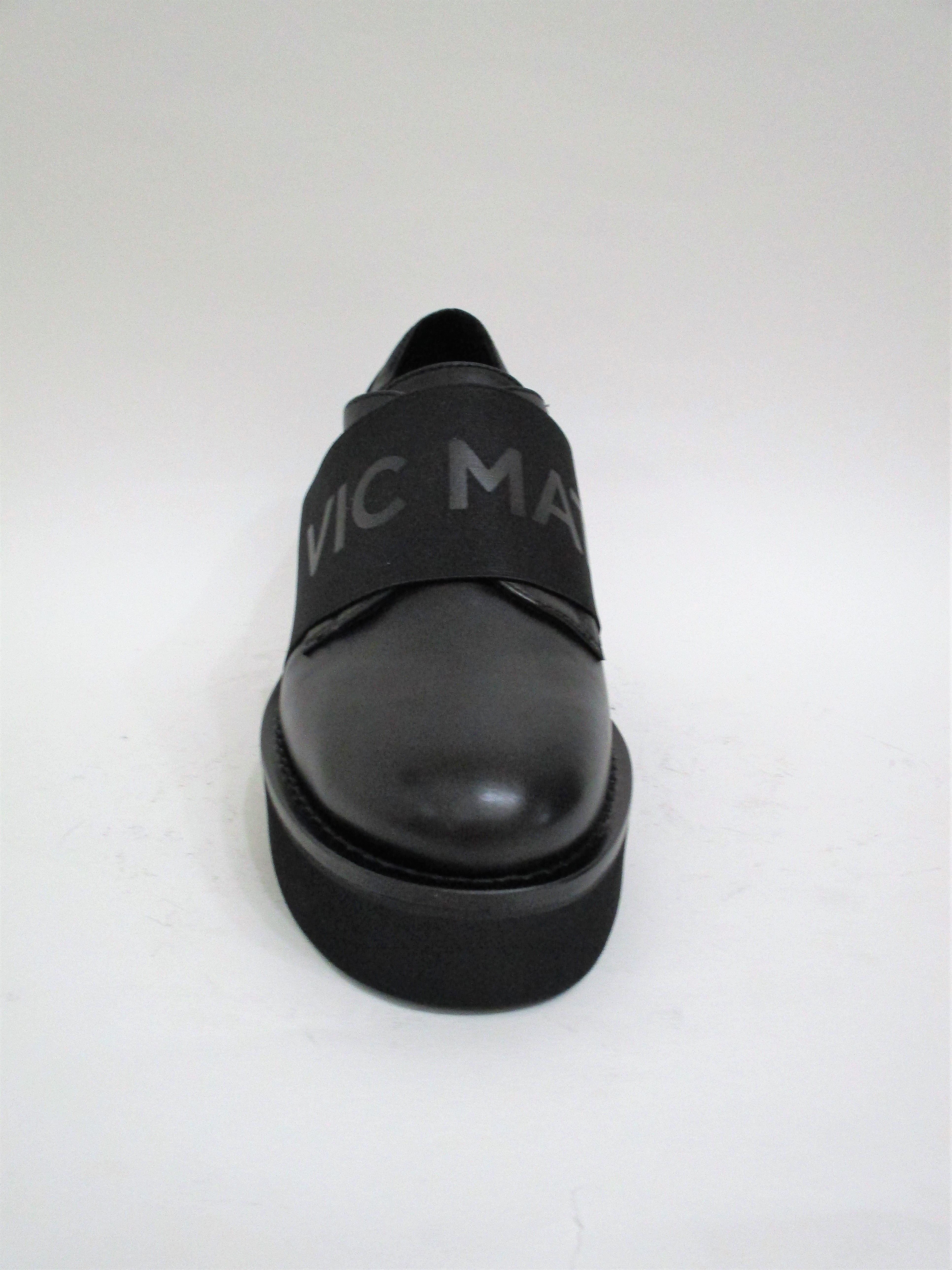 Scarpa pelle donna VIC MATIè IT7008D nero
