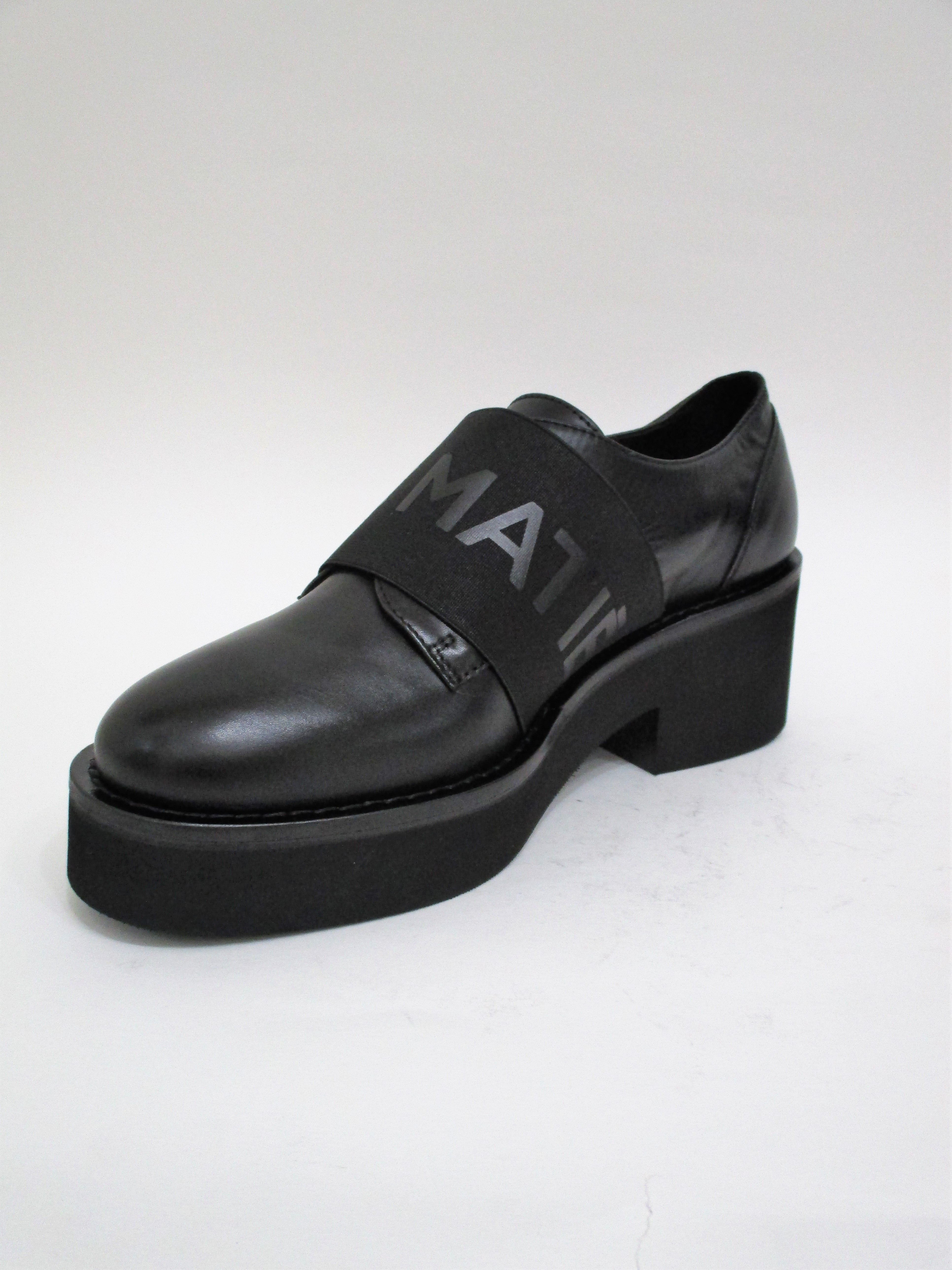 Scarpa pelle donna VIC MATIè IT7008D nero