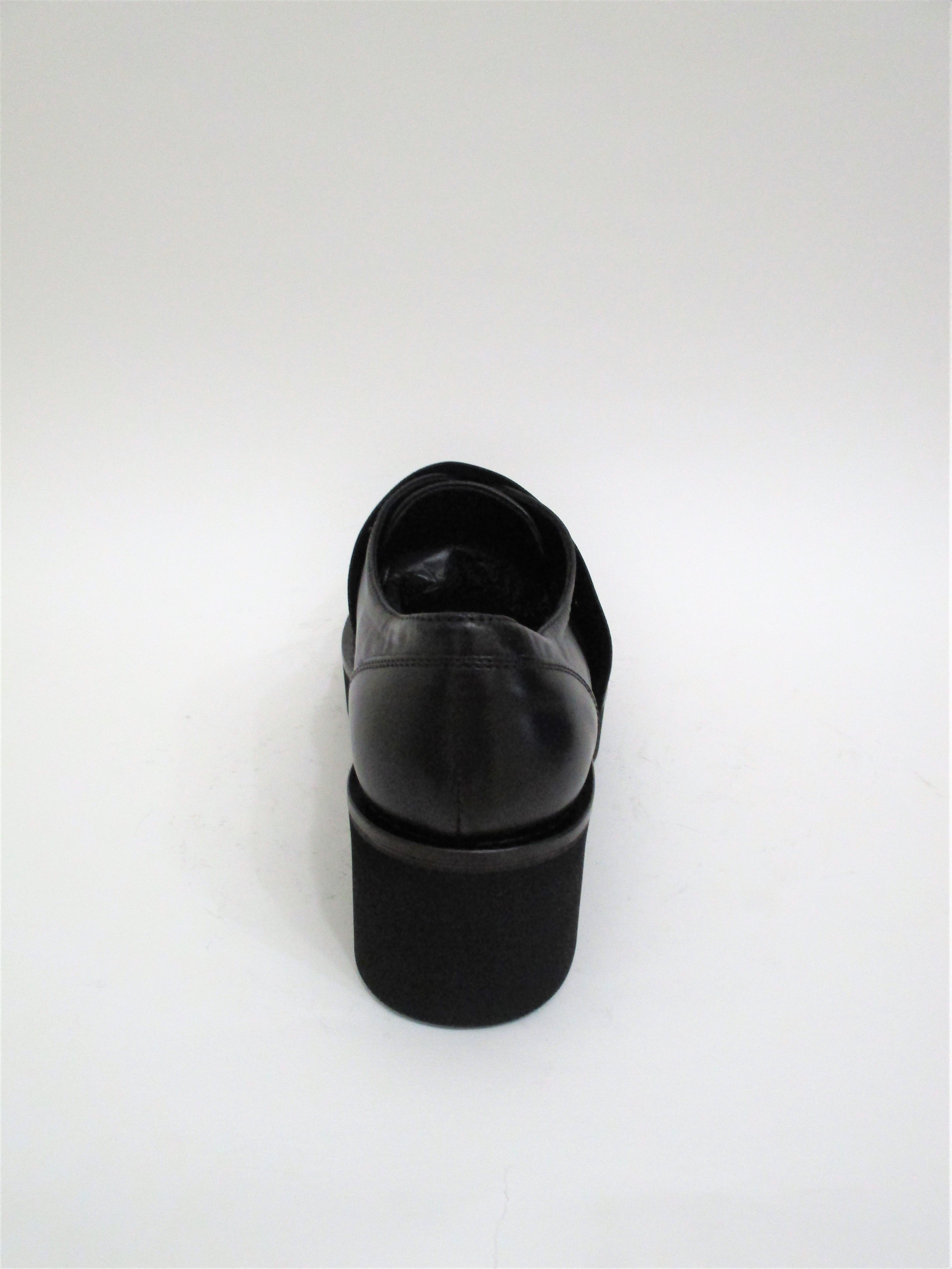 Scarpa pelle donna VIC MATIè IT7008D nero