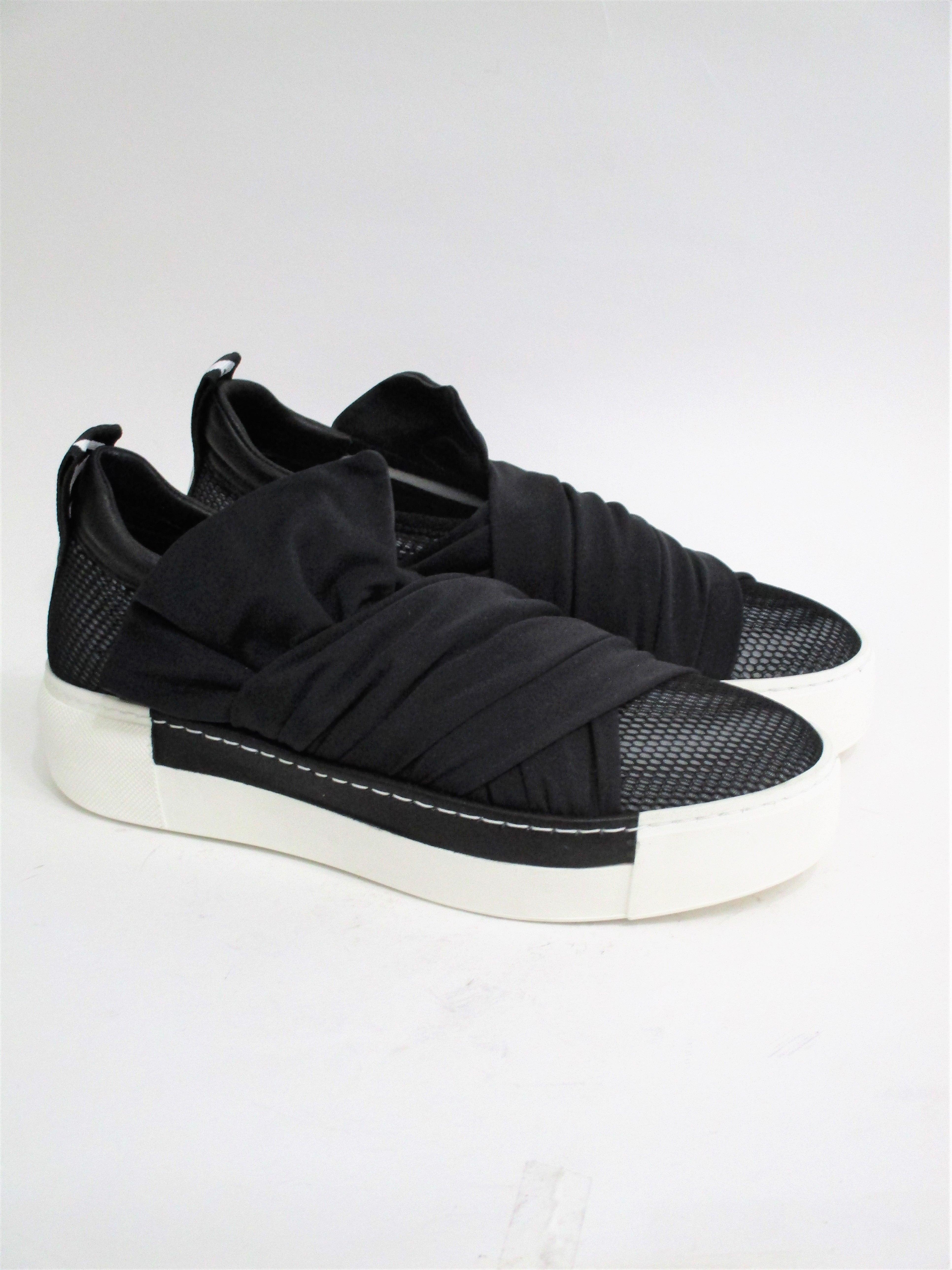 SNEAKER VIC MATIE 1U7135D NERO