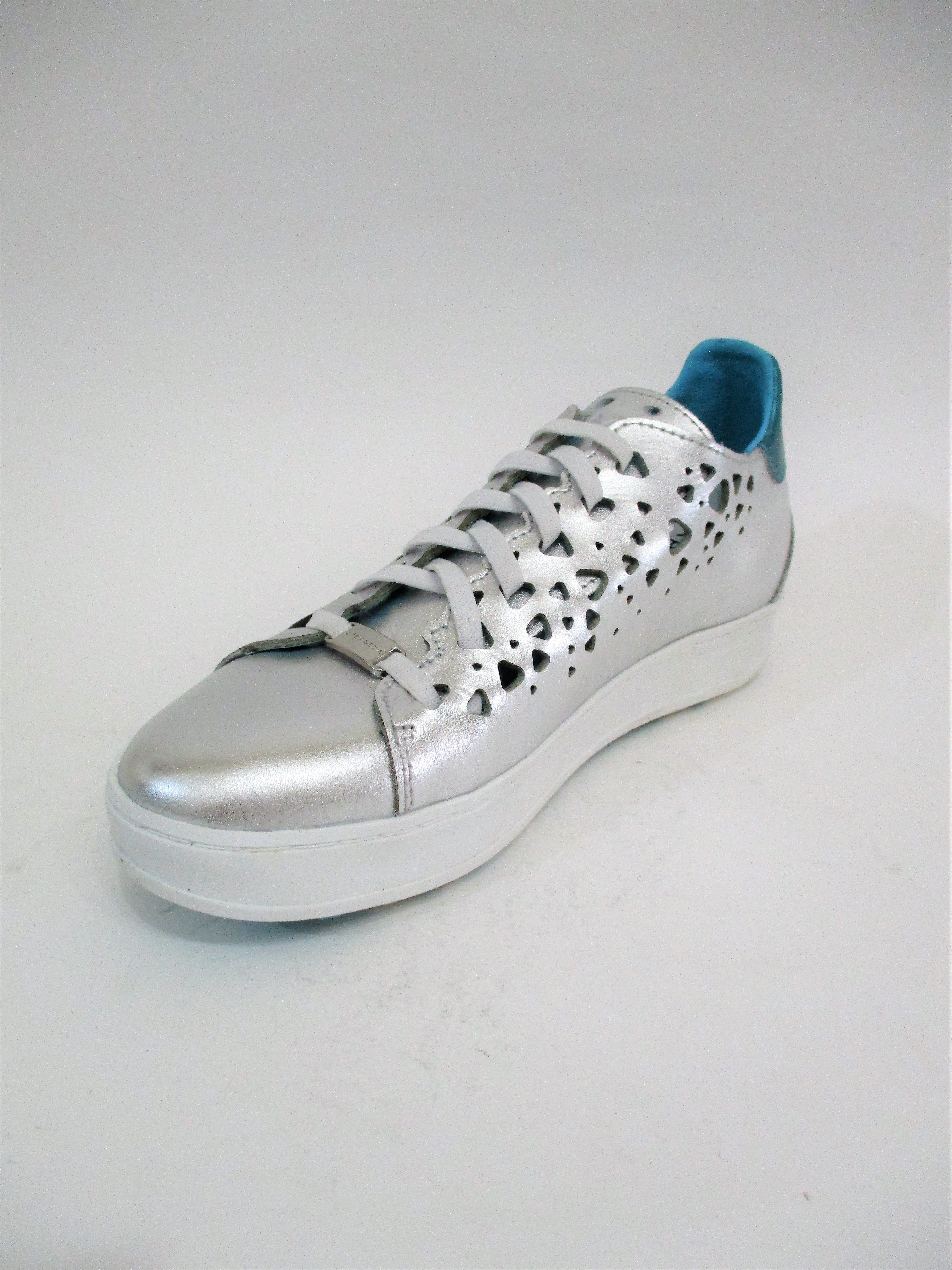 SNEAKER PELLE DONNA APEPAZZA SMW14 ARGENTO
