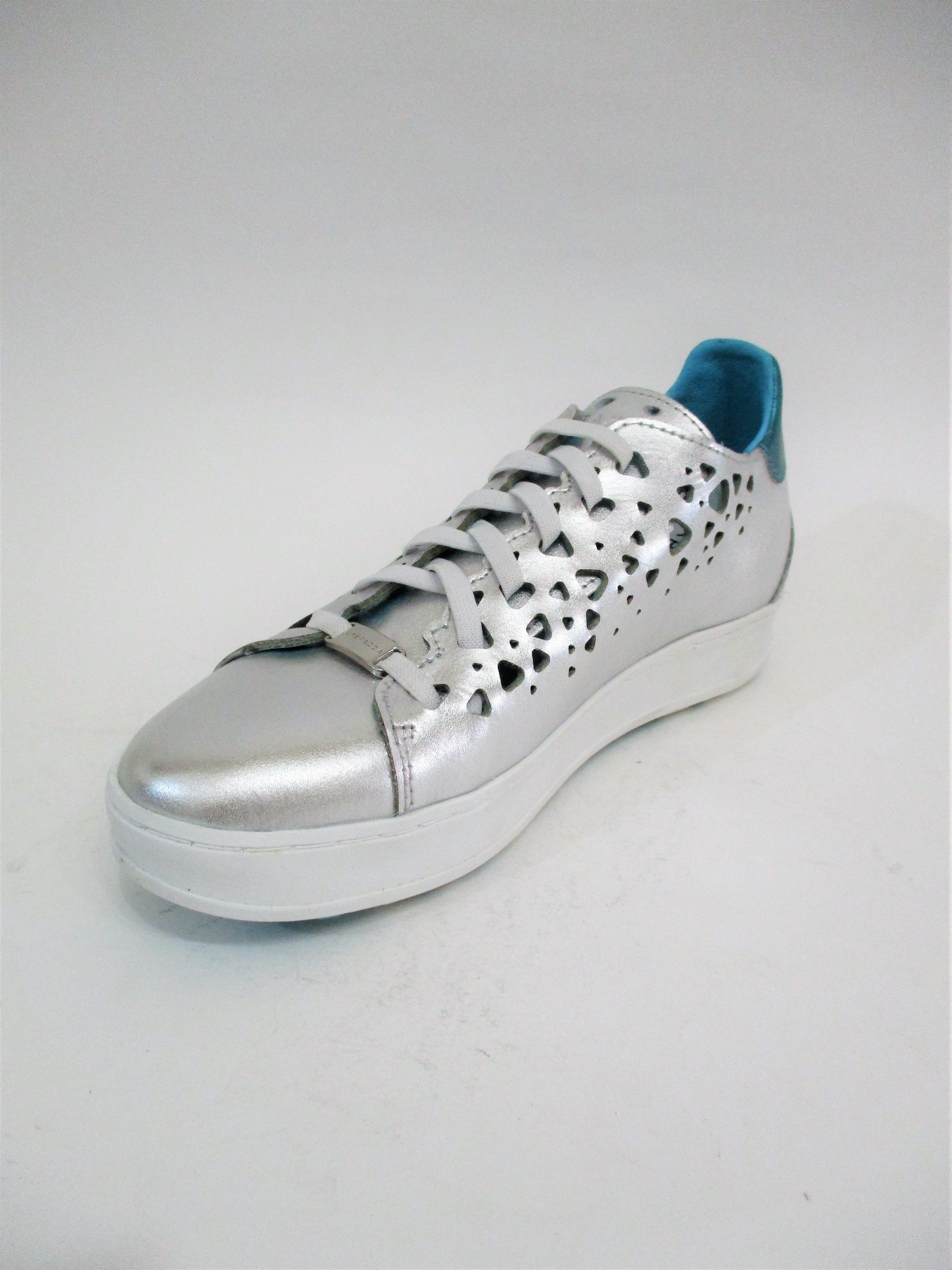 SNEAKER PELLE DONNA APEPAZZA SMW14 ARGENTO