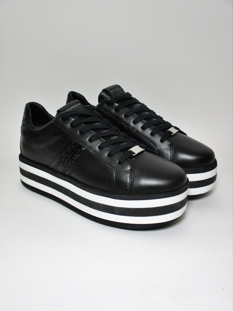 SNEAKER PELLE DONNA APEPAZZA 9FICP01 NERO