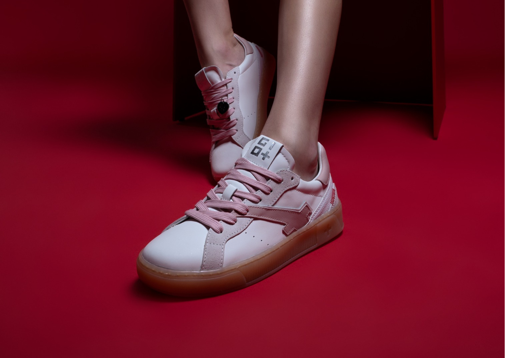 Scarpe sportive da donna: stile, comfort e performance per ogni occasione