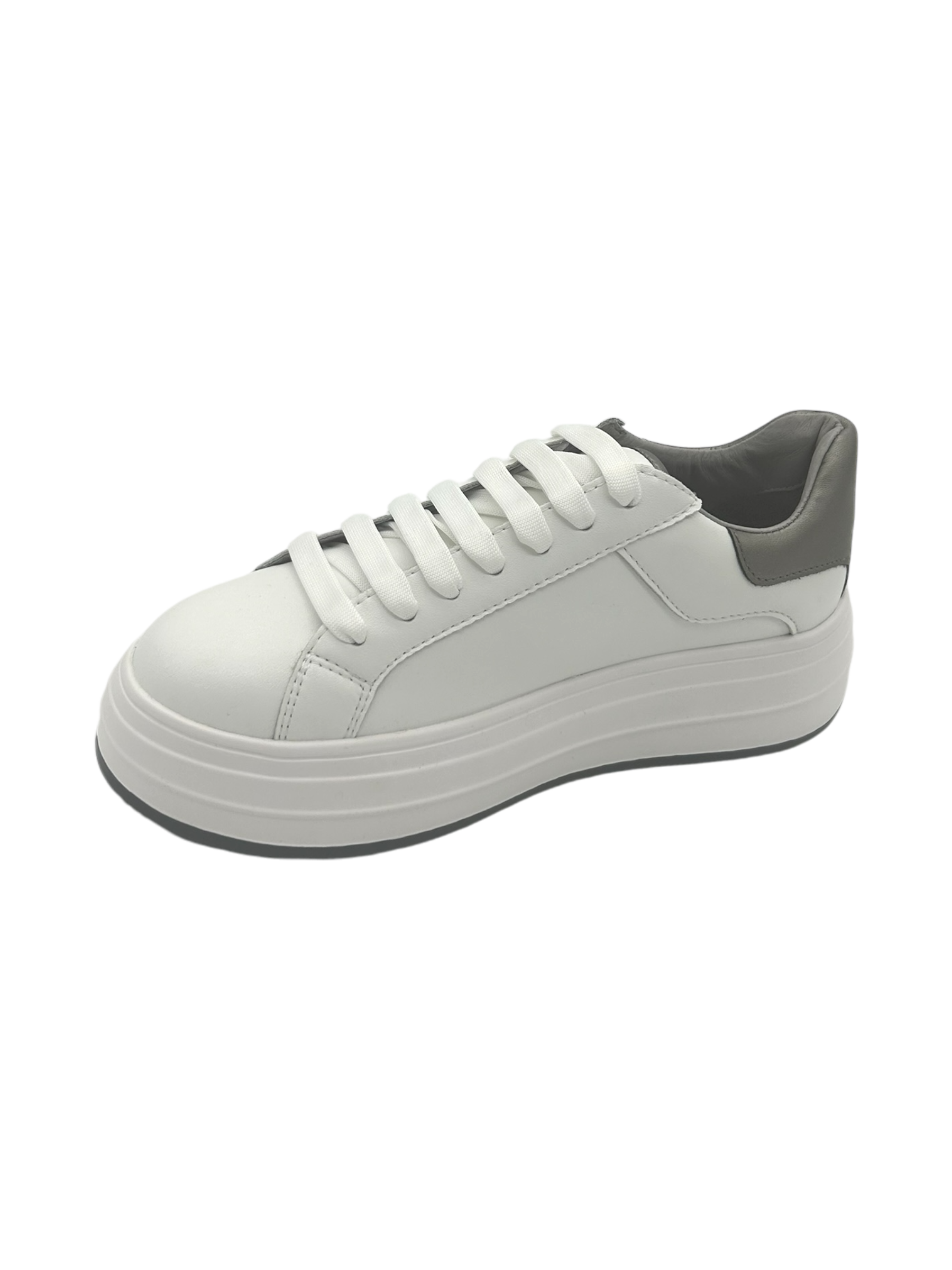 Sneakers donna Apepazza pelle borchie White - Lucrezia -