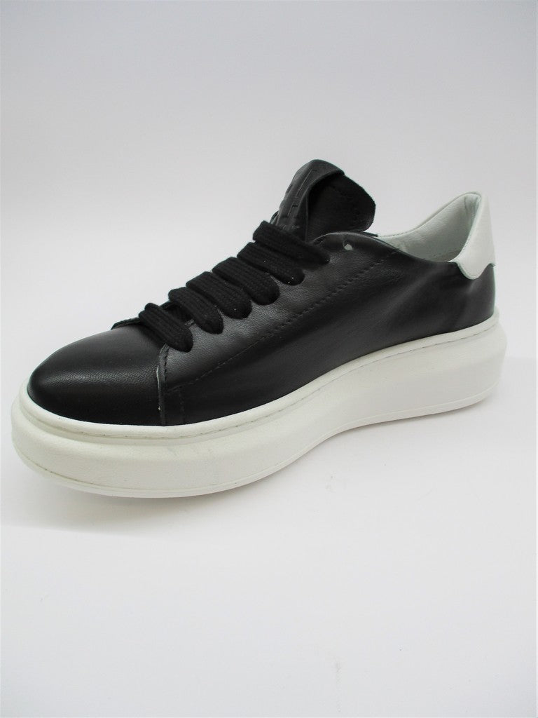 Sneaker pelle donna GIO+ G411B nera